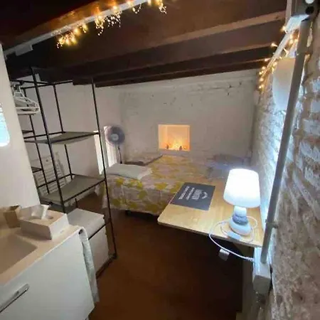 Airbhouse Private & * Sevilla