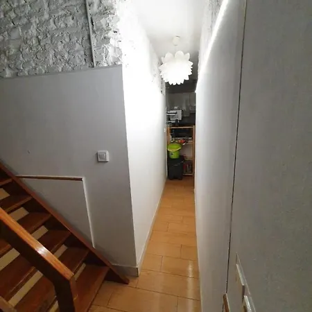 Airbhouse Private & Sevilla