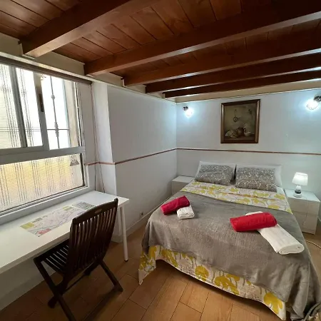 Homestay szállás Airbhouse Private & *