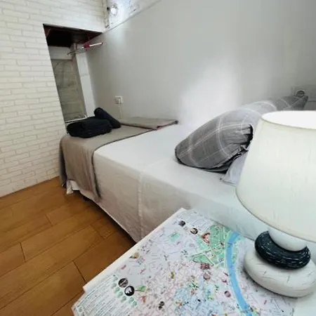 Privatunterkunft Airbhouse Private & Sevilla
